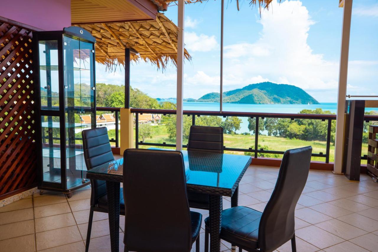 Phuket Kana International Hotel普吉岛卡娜国际酒店 Rawai Екстер'єр фото